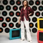 Campus Sutra Women's Polyester Blend Oversized Fit Shirt Buffalo-Check for Casual Wear | Spread Collar | Long Sleeves | Button Closure | Oversized Shirt Crafted with Comfort Fit for Everyday Wear