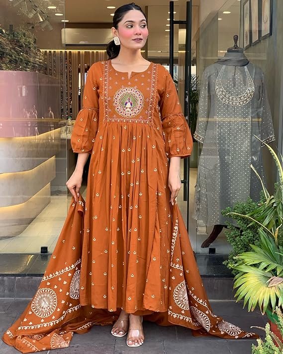 Amazon Brand - Myx Women's Kurta Pant Set with Embroidered Organza Dupatta