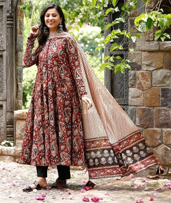 Libas Women's Glass Tissue Kurta Sets