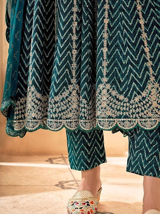 Amazon Brand - Tavasya Womens Kurta Set